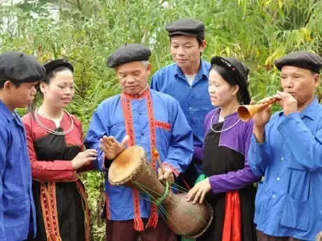 Sình ca Cao Lan