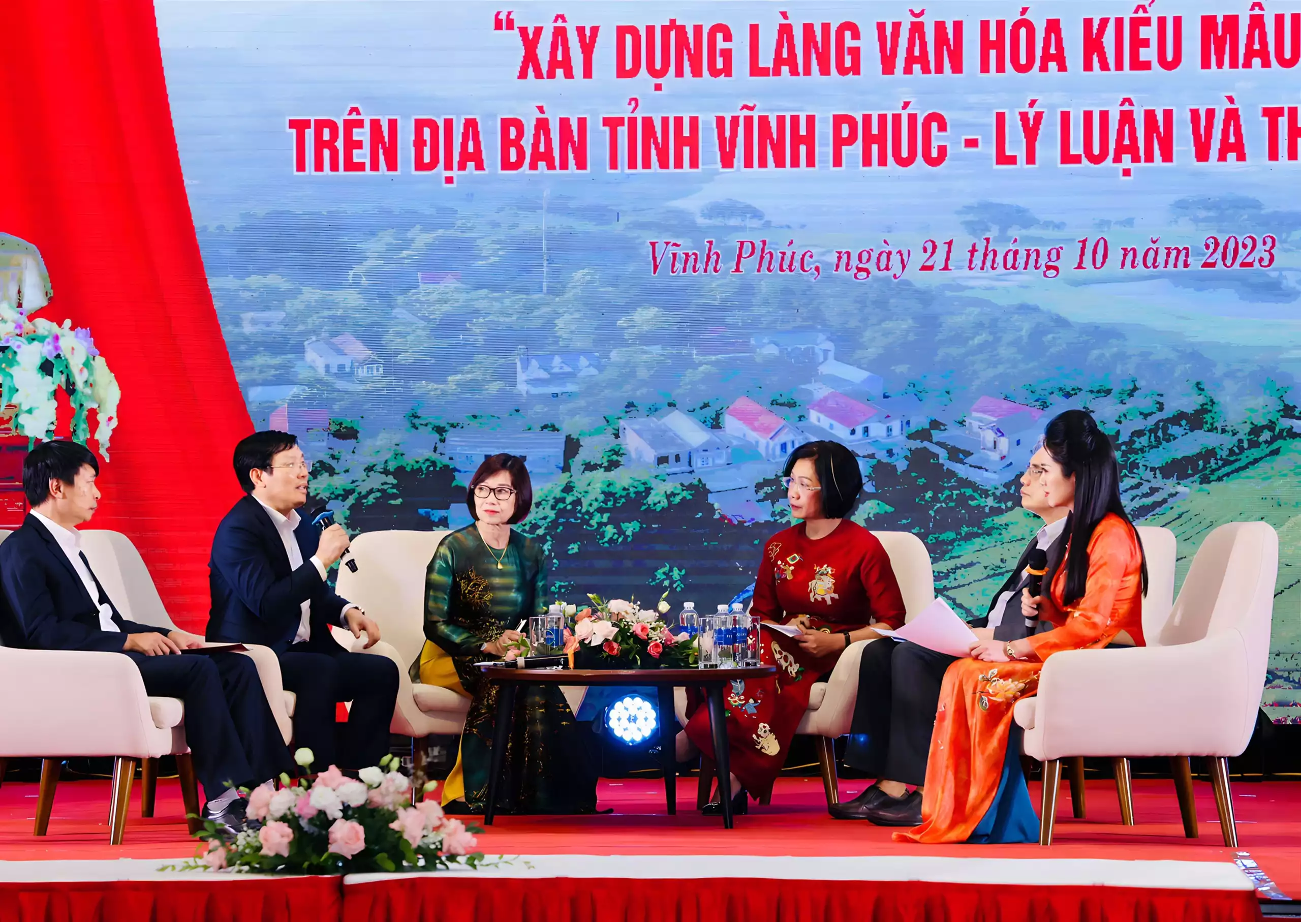 Hội thảo khoa học “Xây dựng Làng văn hóa kiểu mẫu trên địa bàn tỉnh Vĩnh Phúc – Lý luận và thực tiễn”