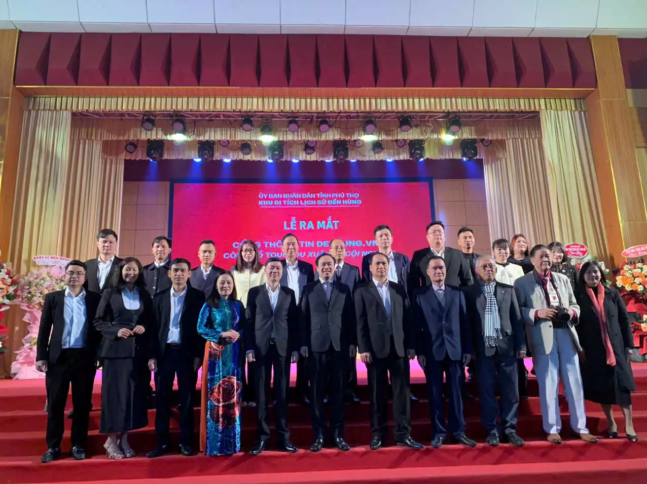 Ra mắt Cổng thông tin điện tử “denhung.vn” và công bố các chương trình du lịch tại Khu di tích lịch sử Đền Hùng